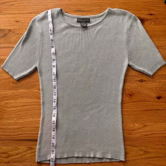 Banana Republic 100% Silk Knit Ribbed Top Size Small - Picture 7 of 8